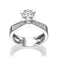 Picture of 1.08 Total Carat Classic Engagement Round Diamond Ring