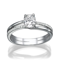 Picture of 0.35 Total Carat Classic Engagement Oval Diamond Ring