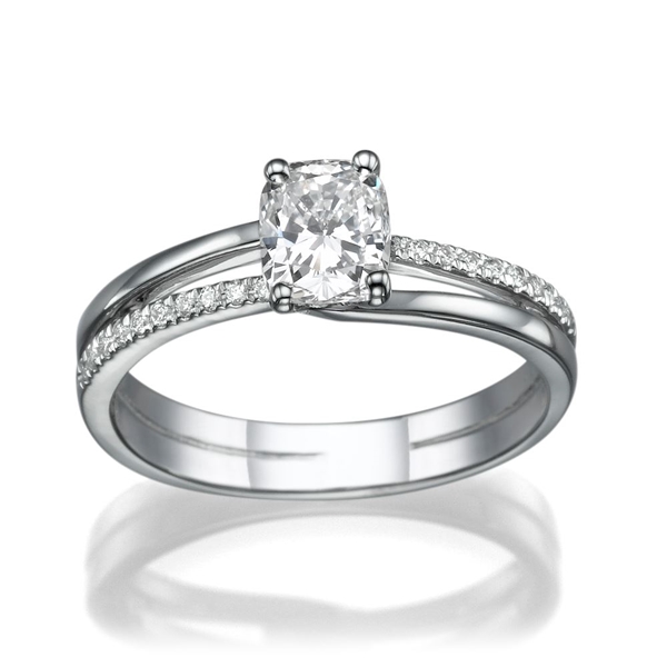 Picture of 0.40 Total Carat Classic Engagement Oval Diamond Ring