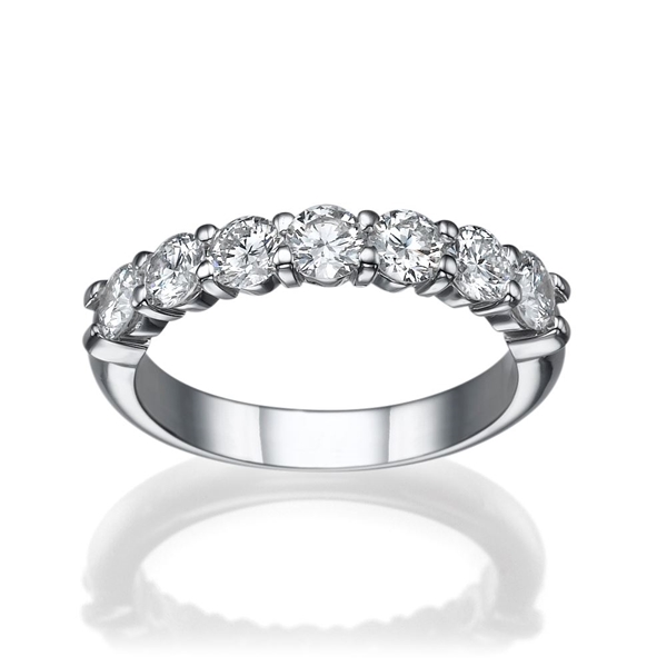 Picture of 1.05 Total Carat Classic Wedding Round Diamond Ring