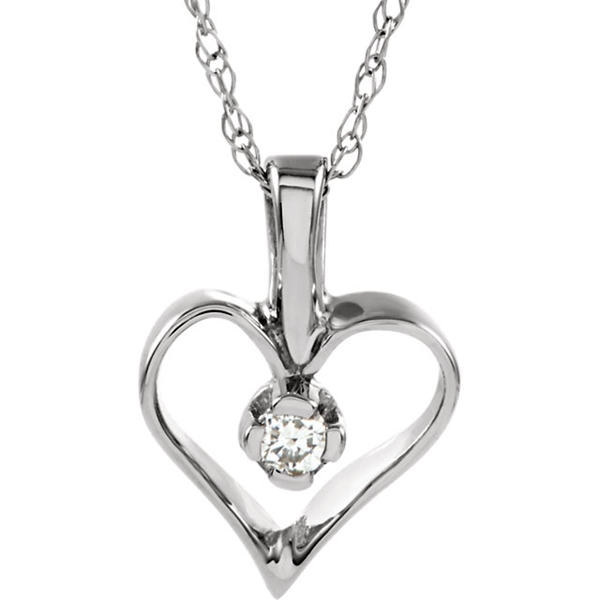 Picture of 0.03 Total Carat Heart Round Diamond Necklace