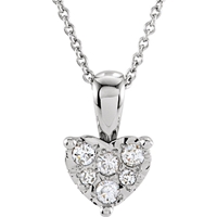 Picture of 0.13 Total Carat Heart Round Diamond Necklace