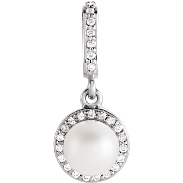 Picture of 0.05 Total Carat Halo Round Diamond Pendant