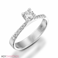 Picture of 0.80 Total Carat Classic Engagement Round Diamond Ring