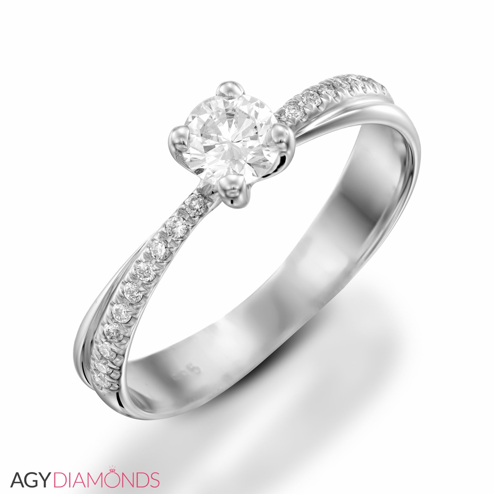 0.30 Total Carat Classic Engagement Round Diamond Ring in White Gold Center Stone 0.20 Carat
